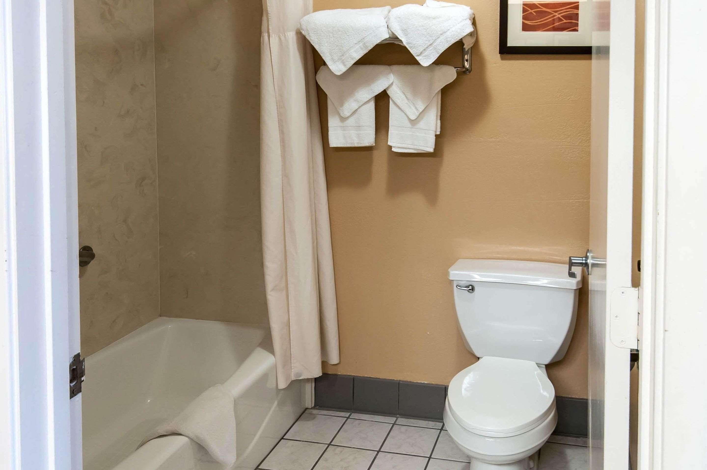 Comfort Inn North Conroe Exterior photo