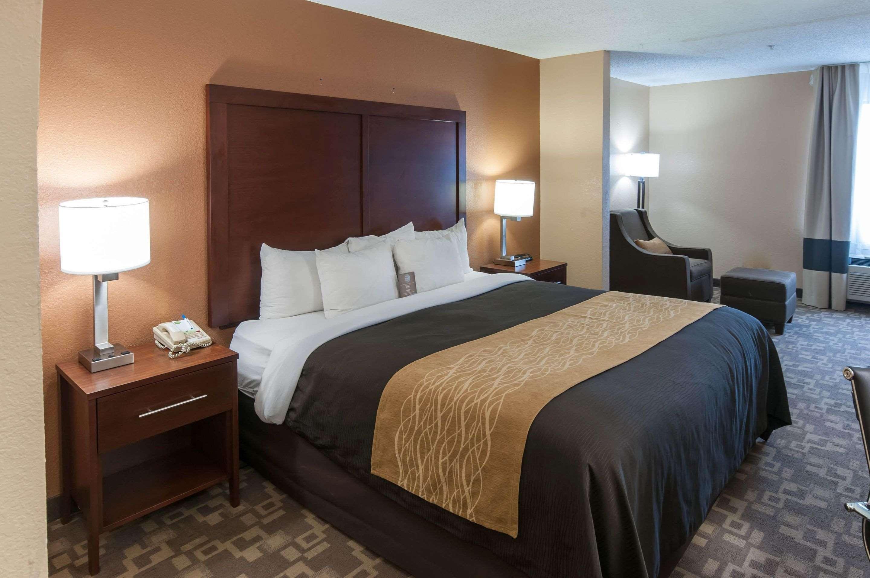 Comfort Inn North Conroe Exterior photo