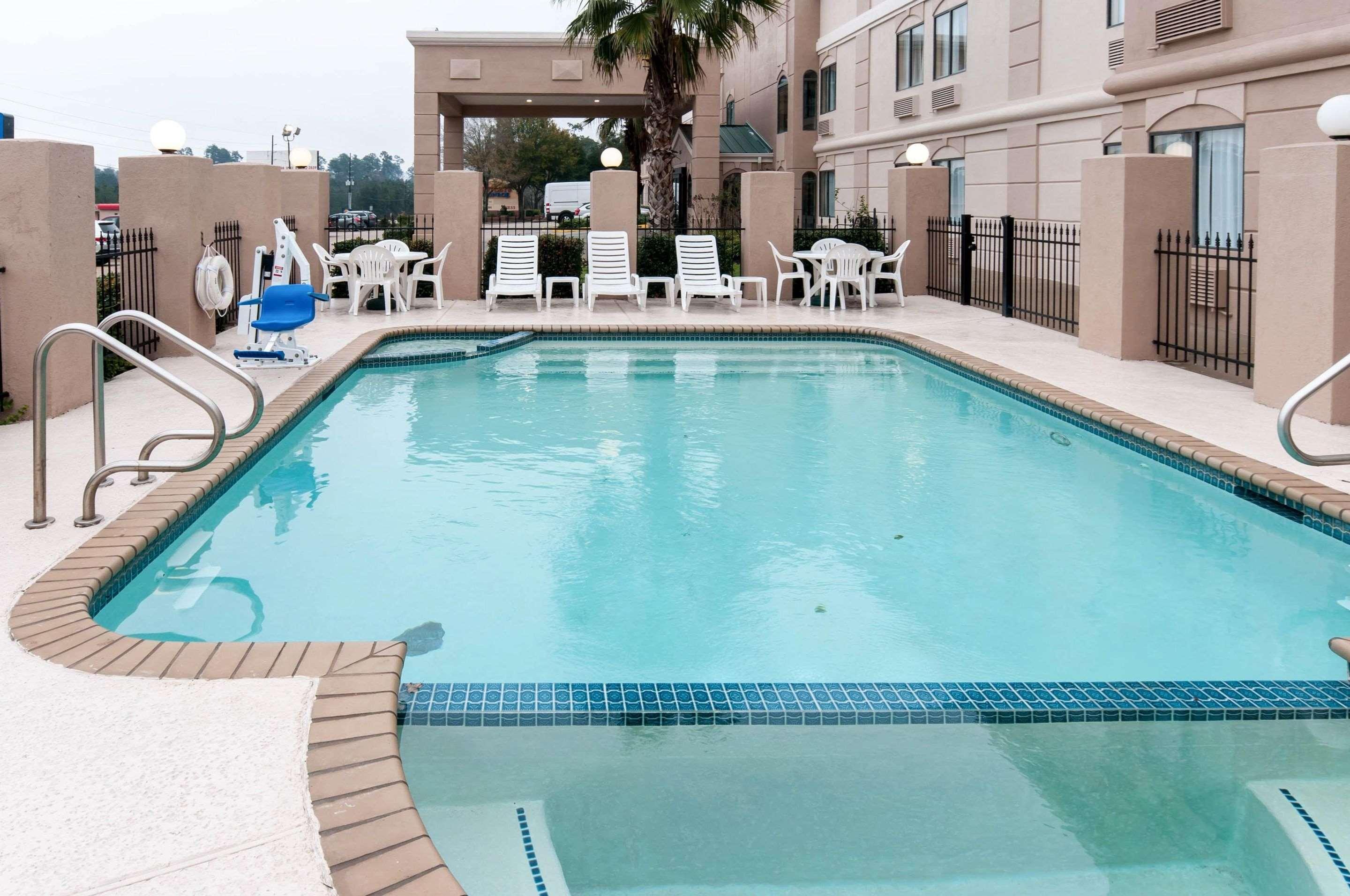 Comfort Inn North Conroe Exterior photo