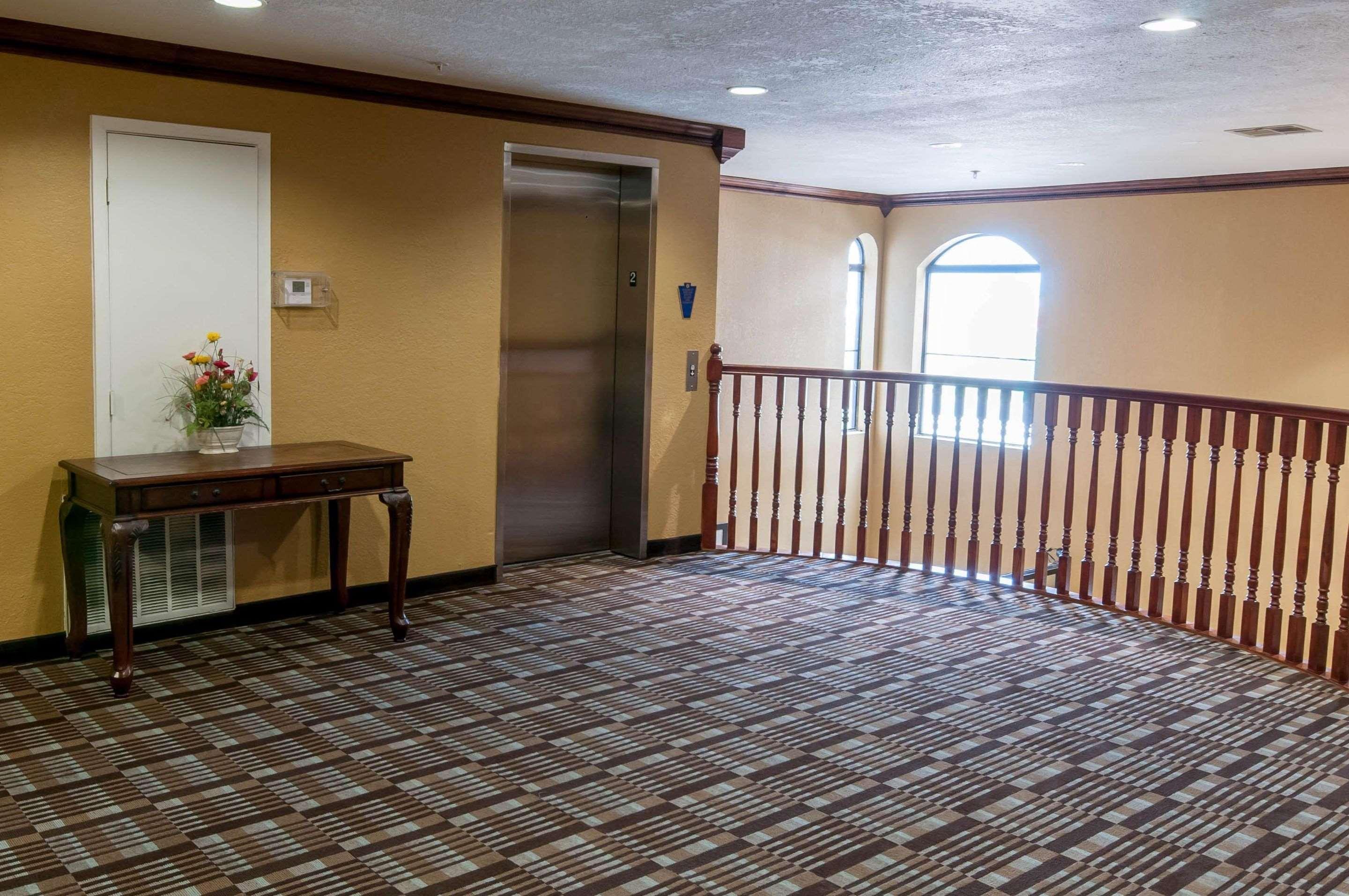 Comfort Inn North Conroe Exterior photo