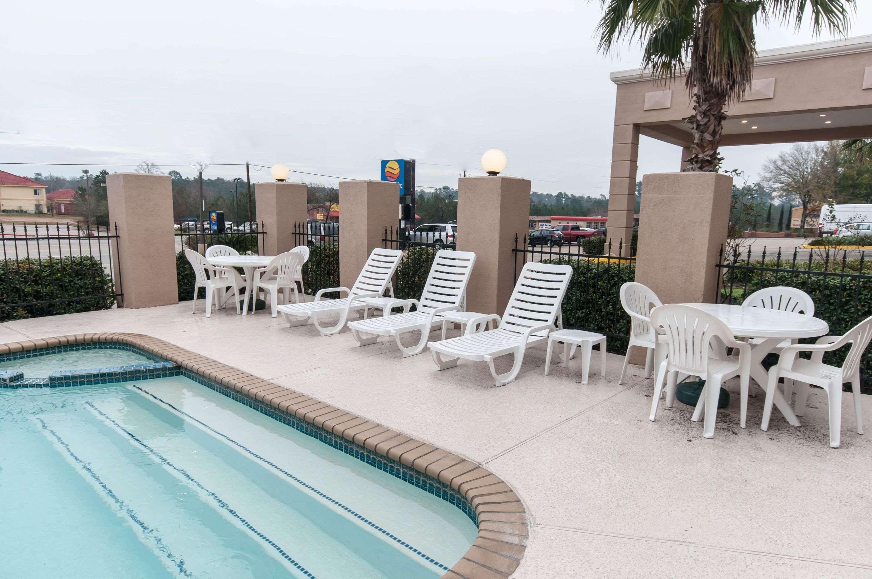 Comfort Inn North Conroe Exterior photo