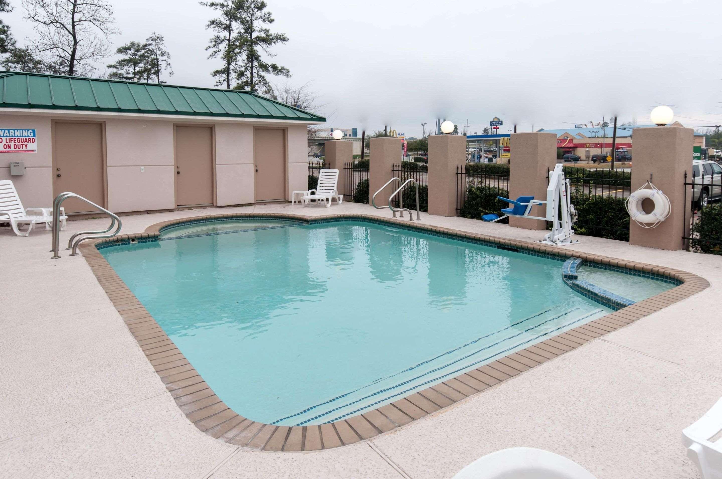 Comfort Inn North Conroe Exterior photo