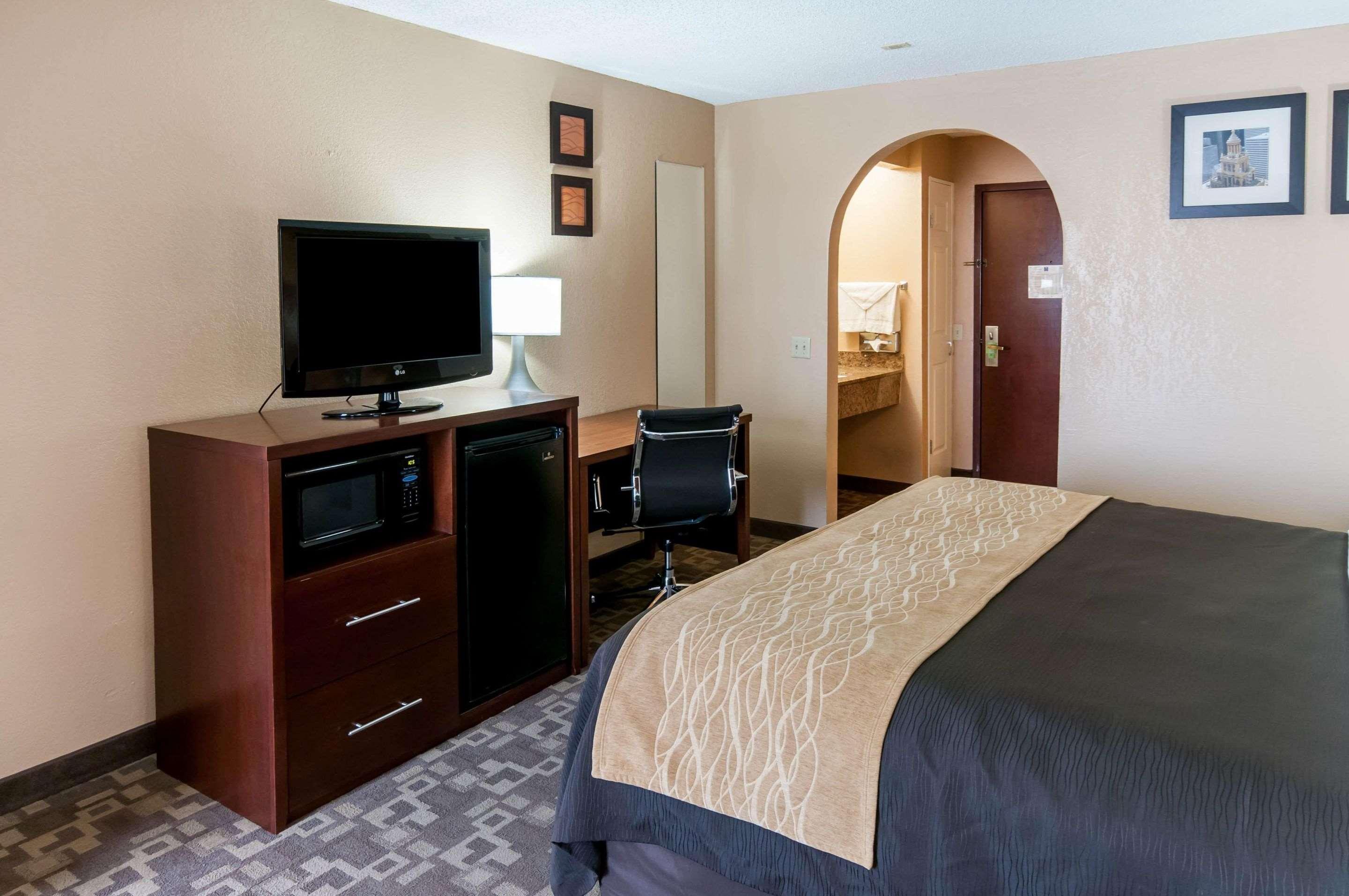 Comfort Inn North Conroe Exterior photo